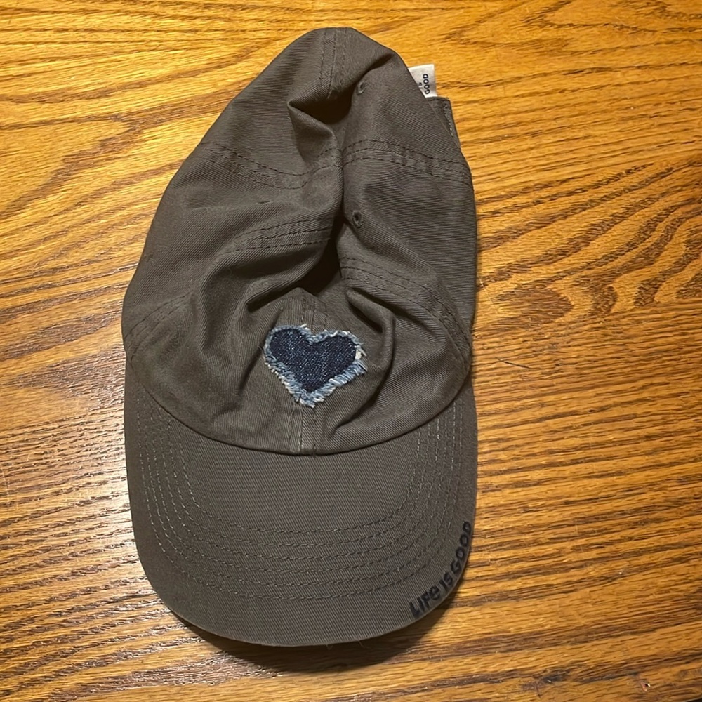 Life is good baseball cap
